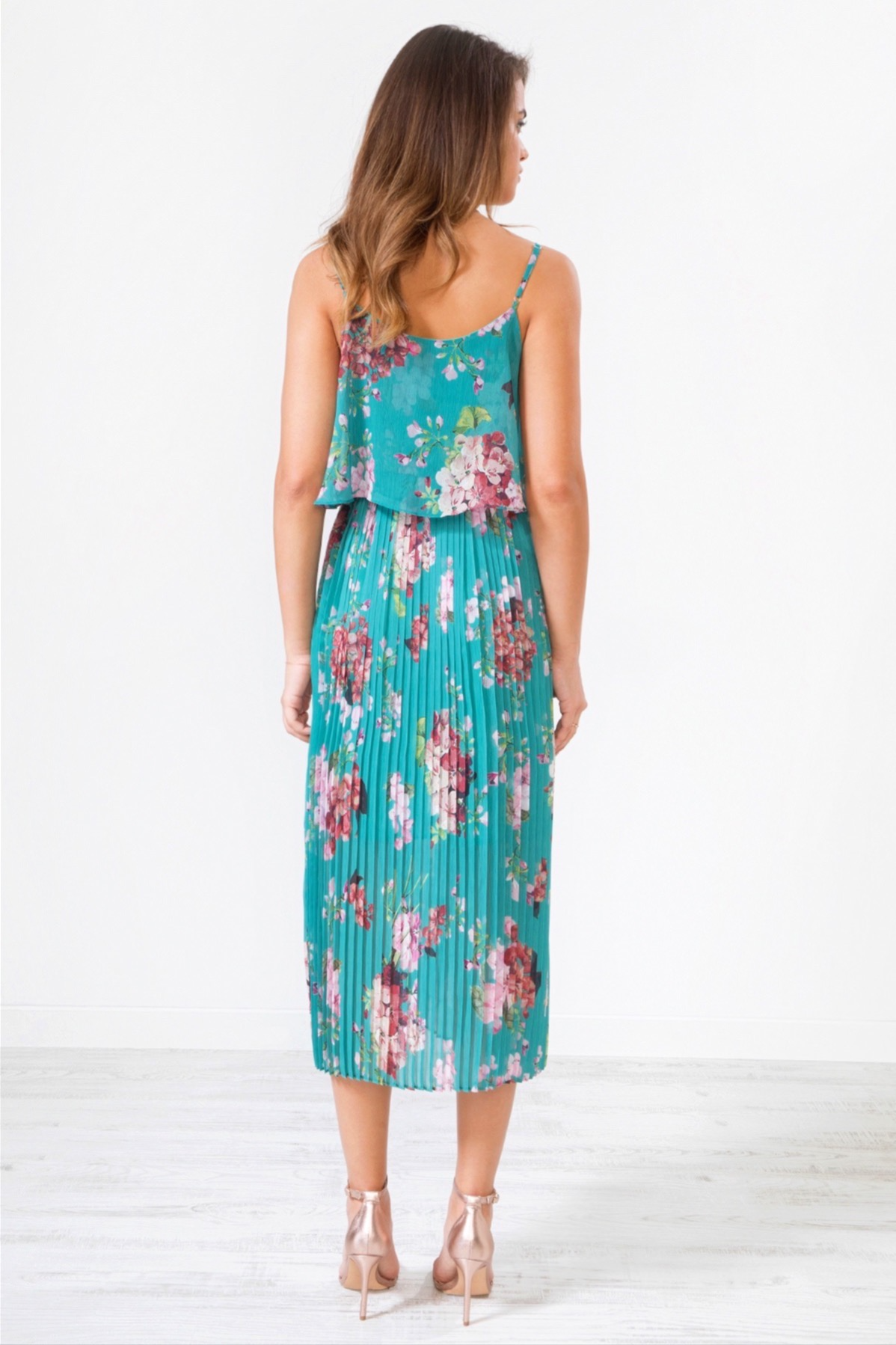 Floral Print Pleated Cami Midi Dress Urban Touch